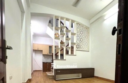 Bán nhà Yên Hòa, Cầu Giấy – dân xây – 30m2, 5 tầng, mt 3,8m – nhỉnh 6 tỷ